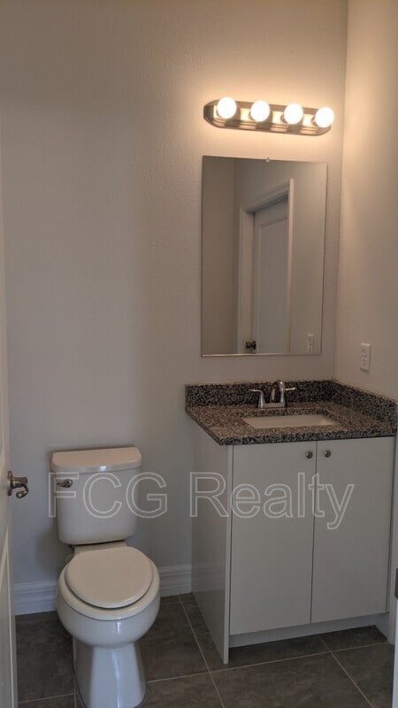 Building Photo - 48 Orchid Ln