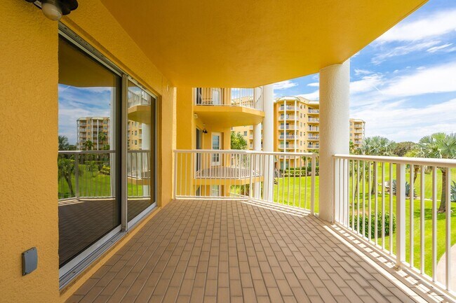 Building Photo - Experience coastal living at its finest in...