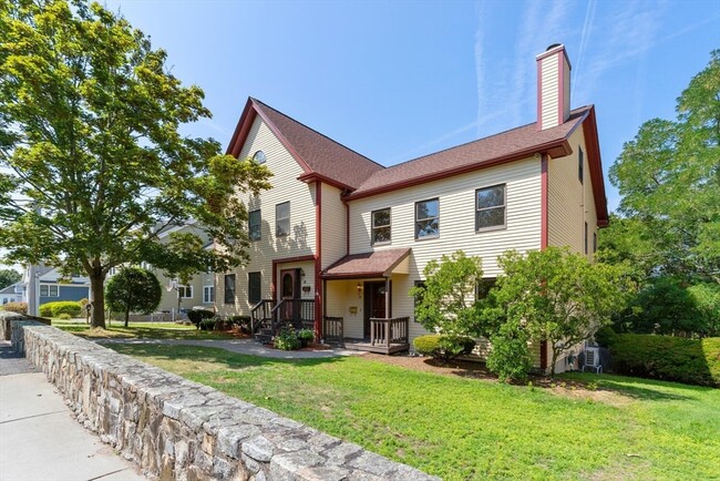 Building Photo - 29 Cottage St