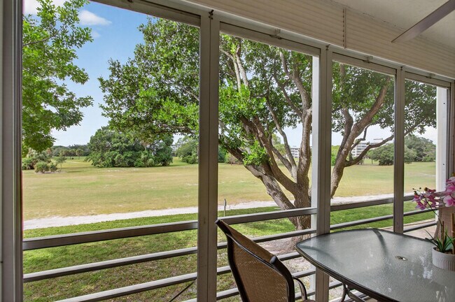 Building Photo - 2671 S Course Dr