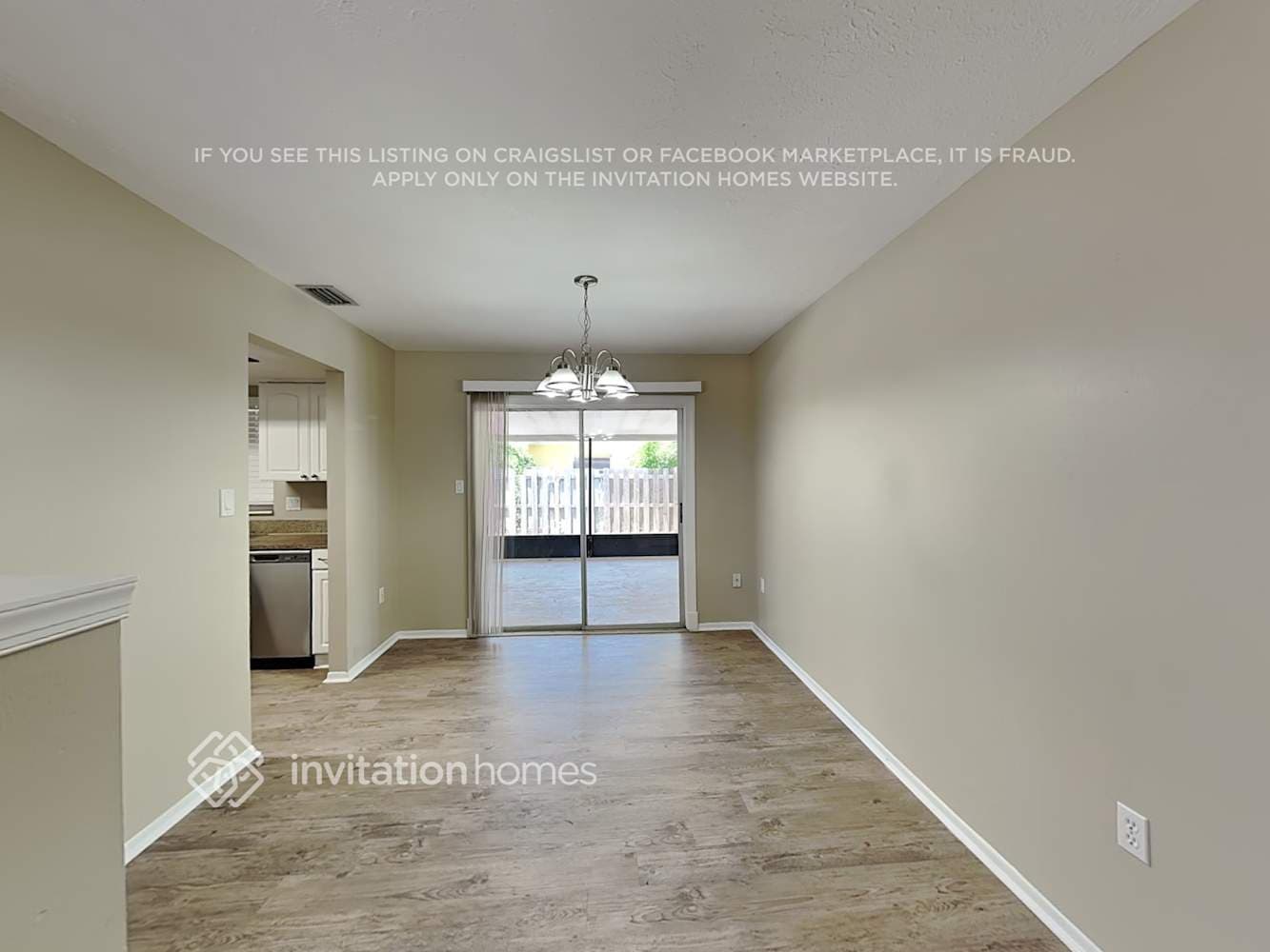 Building Photo - 3508 Kingswood Dr