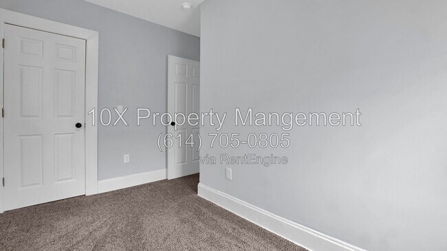 Building Photo - 616 Lilley Ave