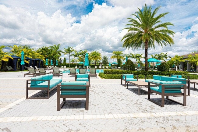 Building Photo - 10990 Oceano Wy