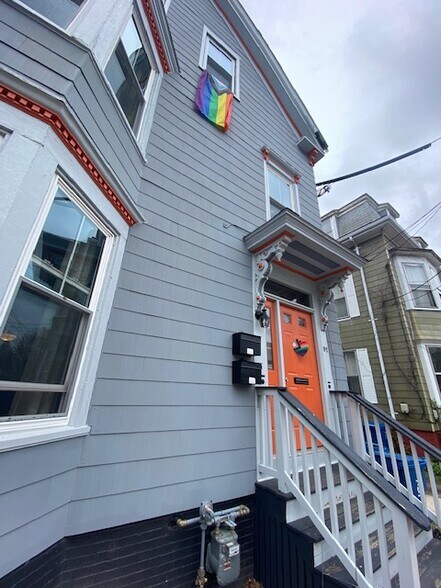 Building Photo - 91 Gray St