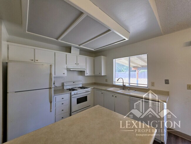 Building Photo - Charming 3BD, 1BA, Home with Modern Upgrades in Antelope, CA