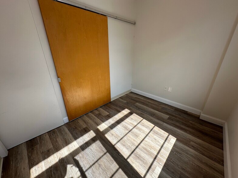 Building Photo - 145 E Berkeley St