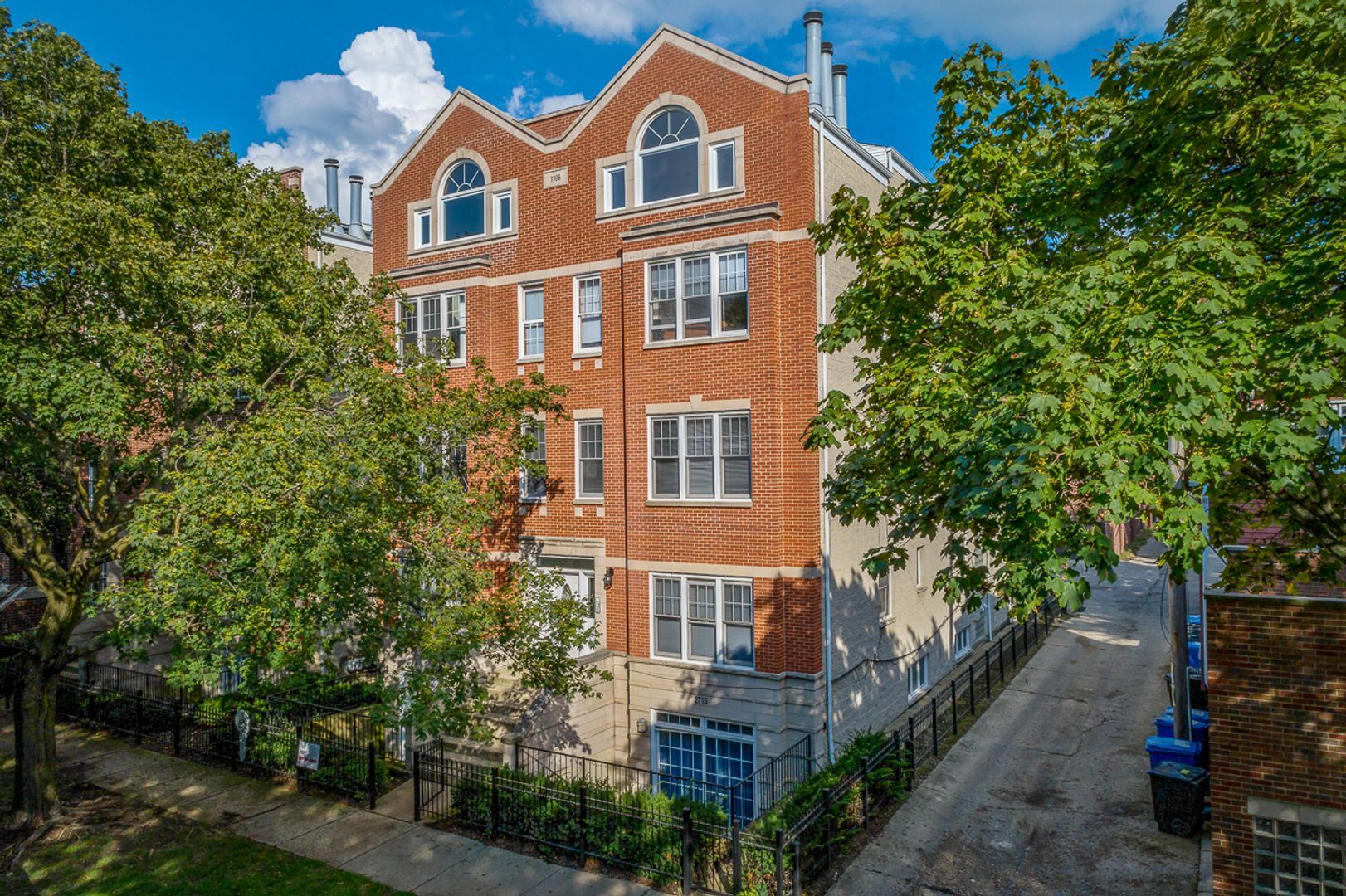Building Photo - 2718 N Wayne Ave