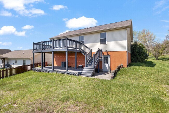 Building Photo - 2128 Ida Sue Dr