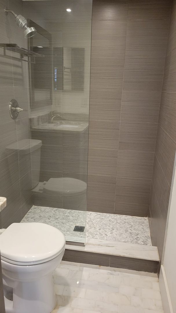Building Photo - Annual UNfurnished renovated ground floor ...