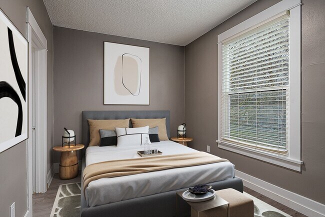 Building Photo - Charming Newly Updated Spacious 1 Bed! Sec...