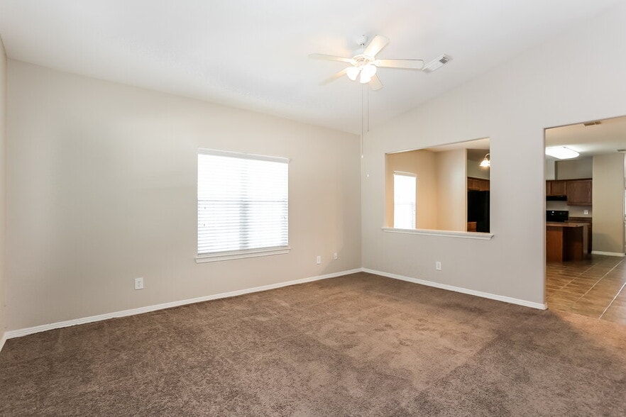 Building Photo - 10227 Berry Hill Ln