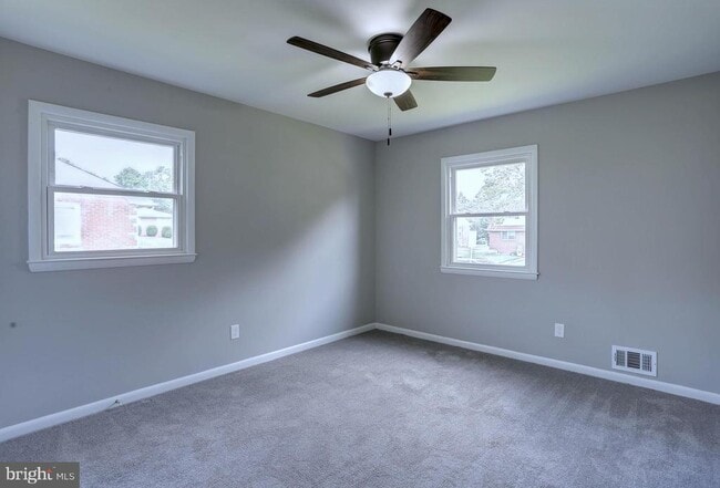 Building Photo - 513 Oak Grove Rd