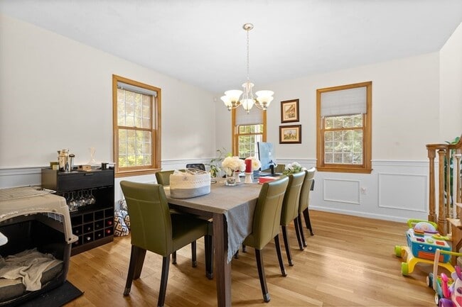 Building Photo - 88 Providence Rd