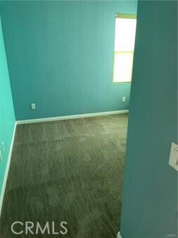 Building Photo - 3476 Villa Dr