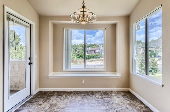 Building Photo - 3610 Strawberry Field Grove