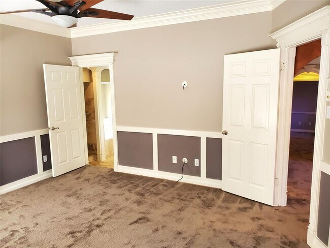 Building Photo - 3751 Pine Cone Trail