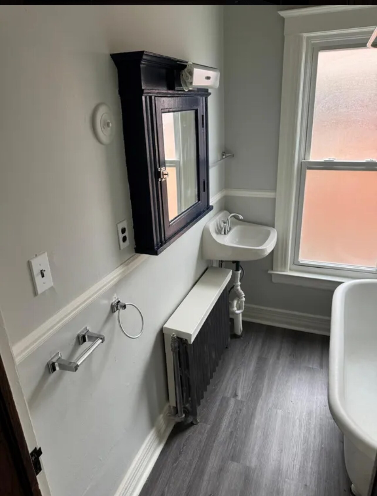 Building Photo - 4844 Commonwealth St