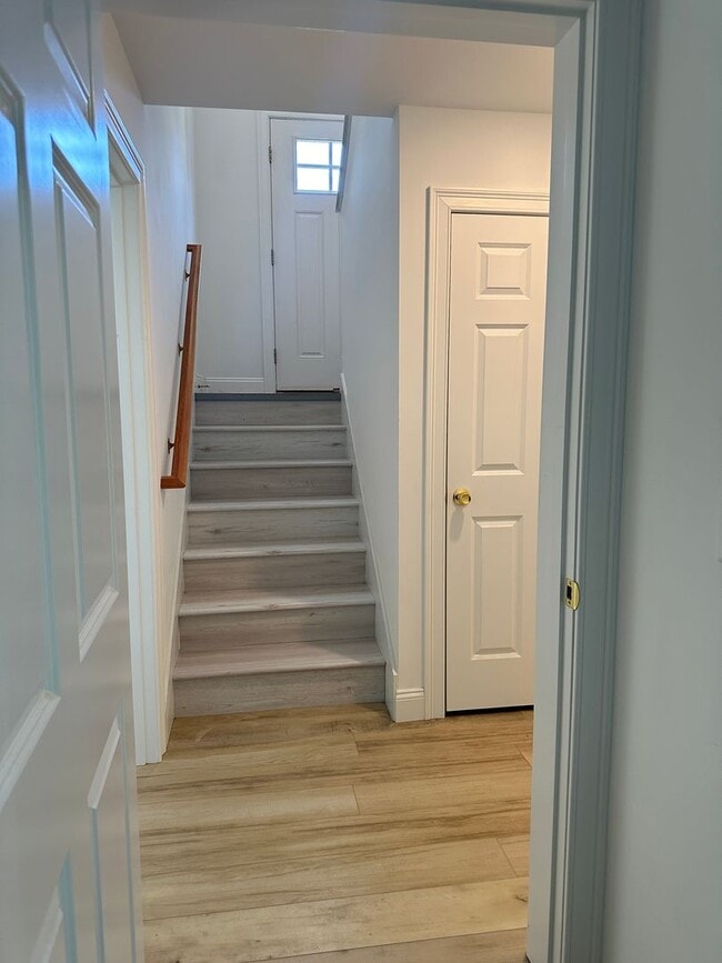 Building Photo - Newly Built! Spacious 4BR 2 Bath House