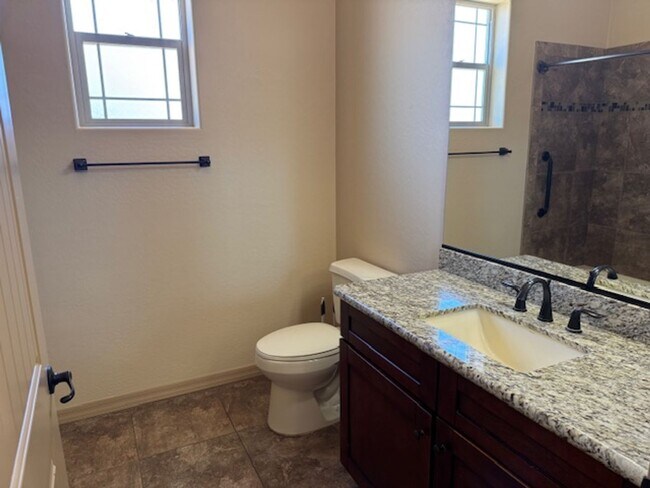Building Photo - Gorgeous 3-bedrooms, 2-baths home located in Willow Hills! "In Prescott"