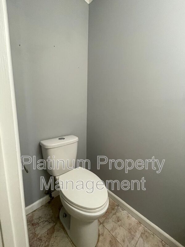 Building Photo - 3757 Peachtree Corners Cir