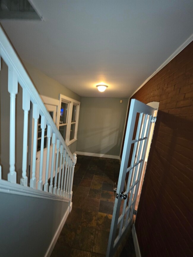 Building Photo - 365 Avenue A