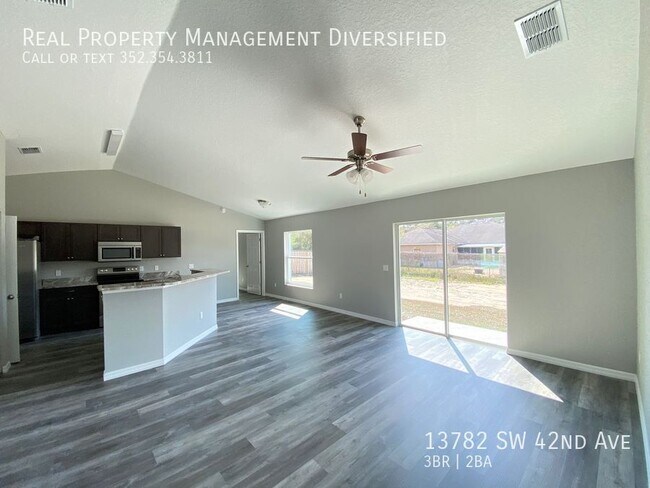 Building Photo - 13782 SW 42 Ave