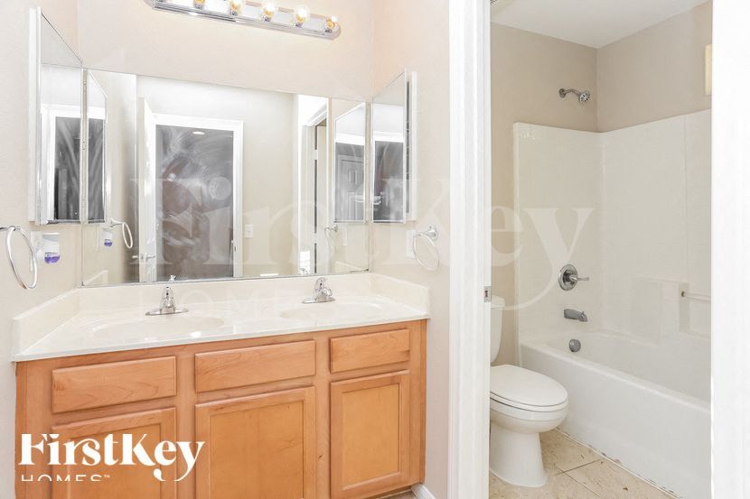 Building Photo - 7506 Edgartown Harbor St