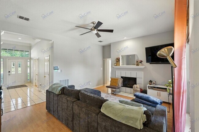 Building Photo - 4316 Lavaca Dr