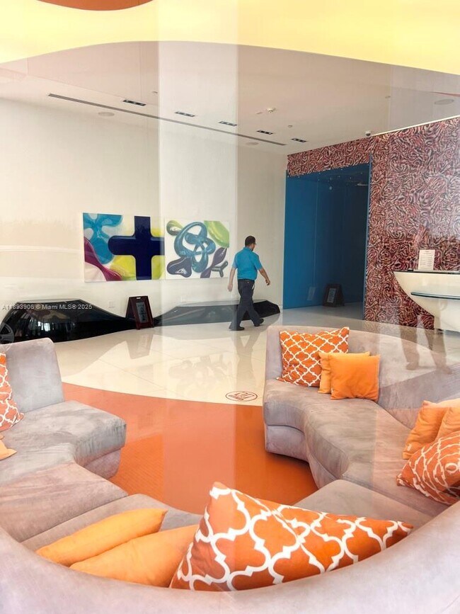 Building Photo - 31 SE 6th St