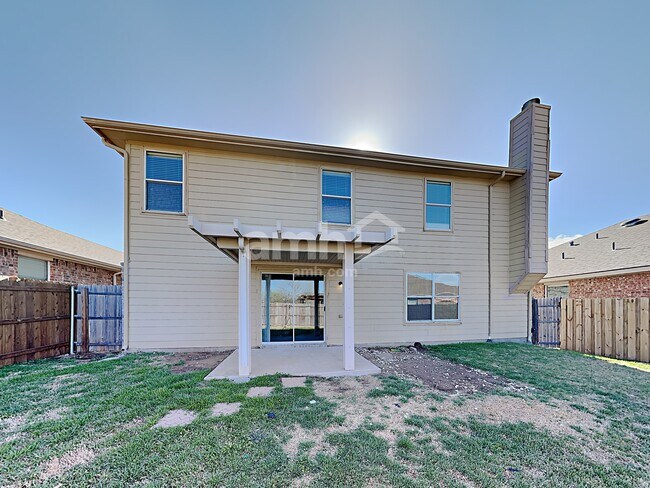 Building Photo - 8505 Hawkview Dr