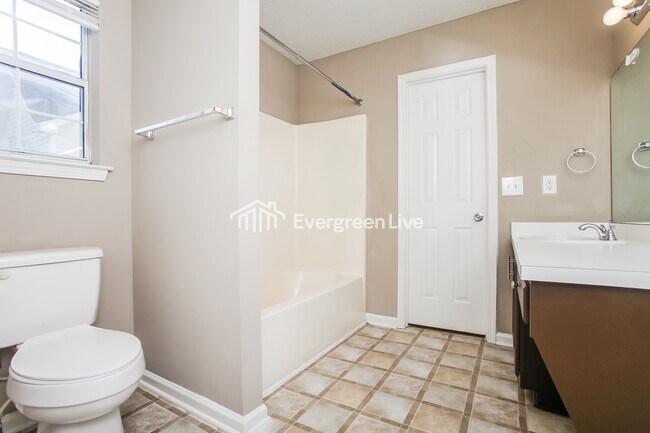 Building Photo - 4 Night Heron Ct