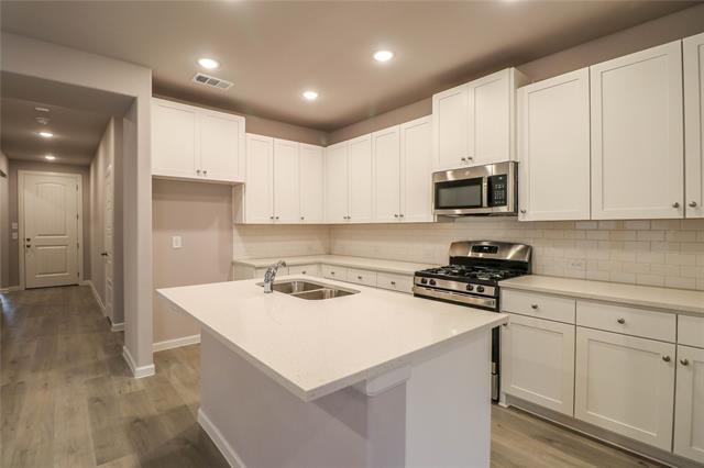 Building Photo - 7104 Joy Ln