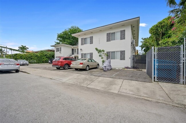 Building Photo - 520 NE 82nd Terrace