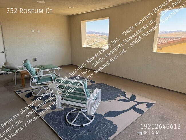 Building Photo - 752 Roseum Ct