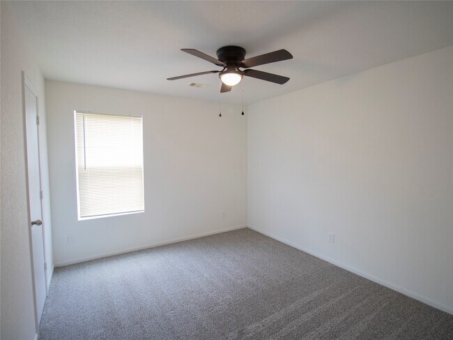 Building Photo - 2314 Zephyr Ln