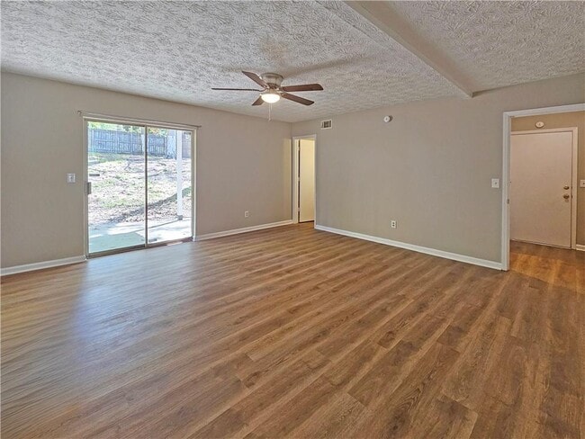 Building Photo - 7080 Greenbower Ln