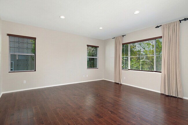 Building Photo - 1595 Archer Rd
