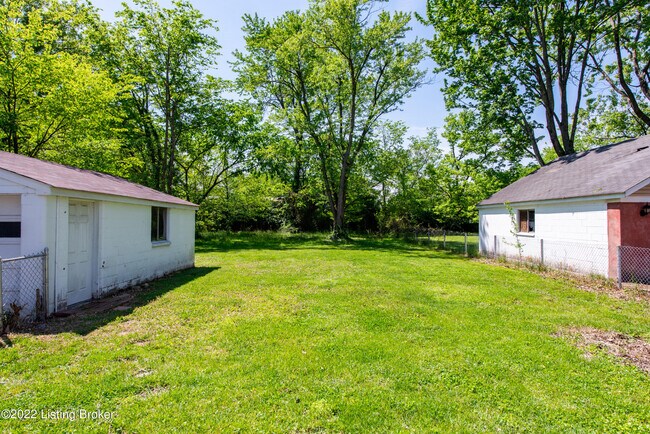 Building Photo - 1008 Meadow Hill Rd