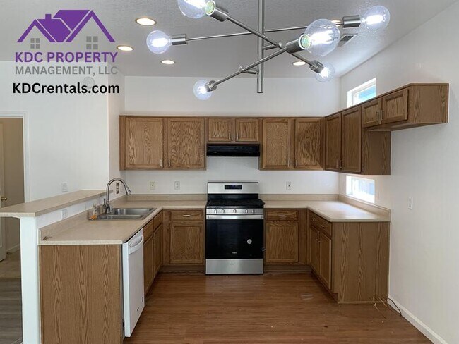 Building Photo - 1024 Westcreek Ln
