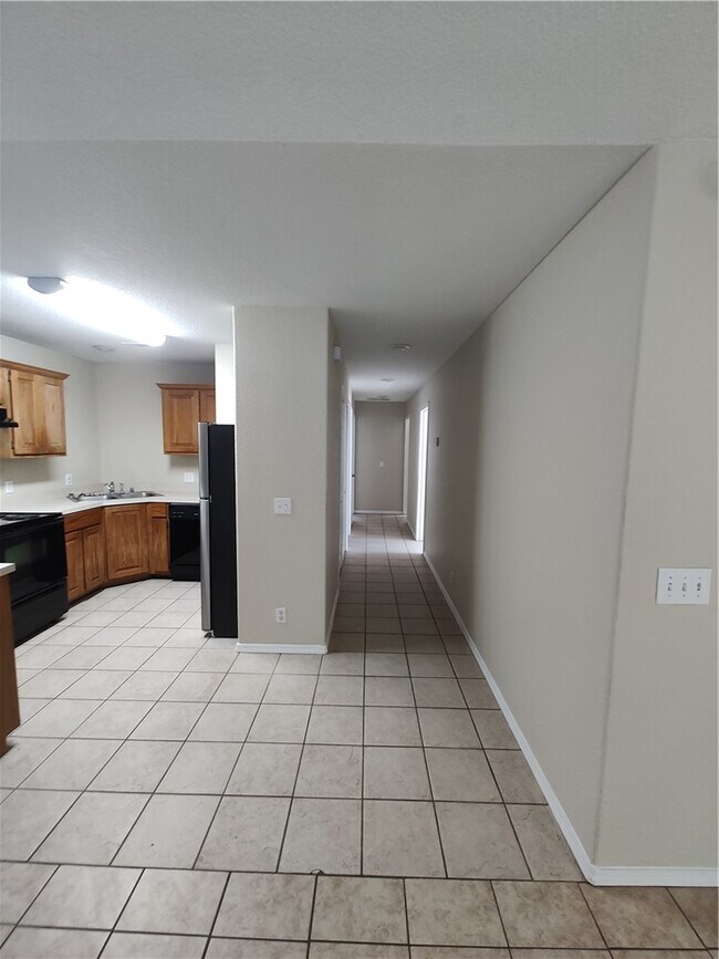 Building Photo - 2282 Danielle Dr