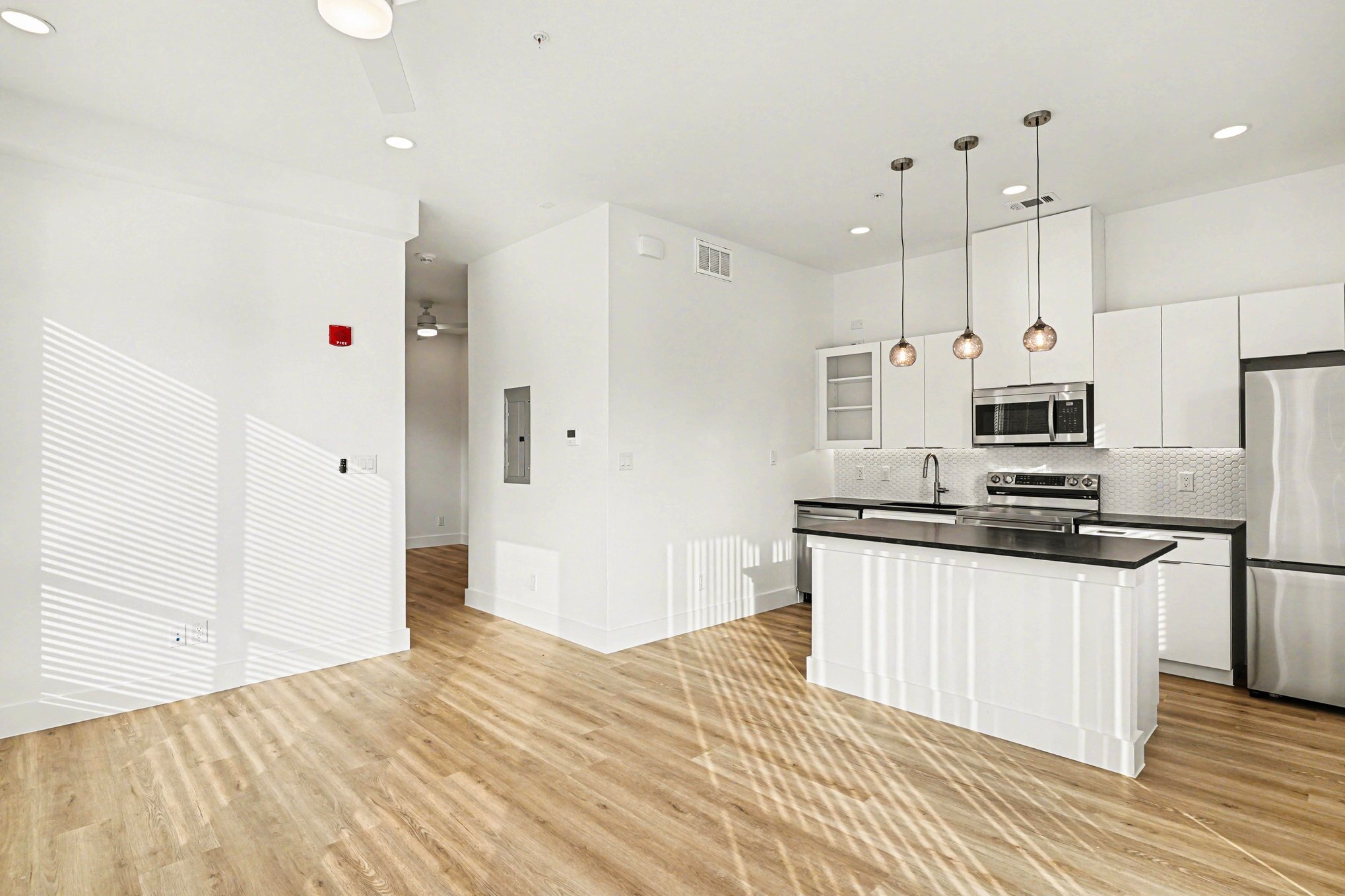Building Photo - 2217 N Fitzhugh Ave