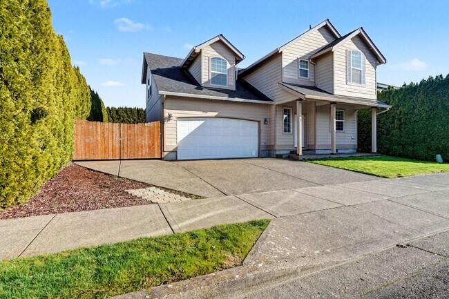 Building Photo - Two-Story 3 bed, 2.5 bath Home in East Salem with Large Bonus Room!