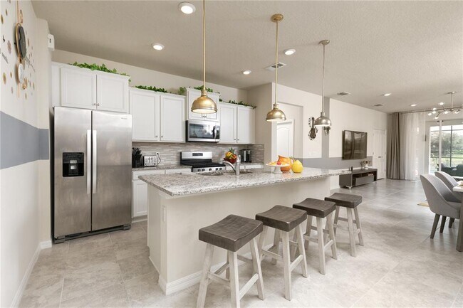 Building Photo - 7227 Oakmoss Loop