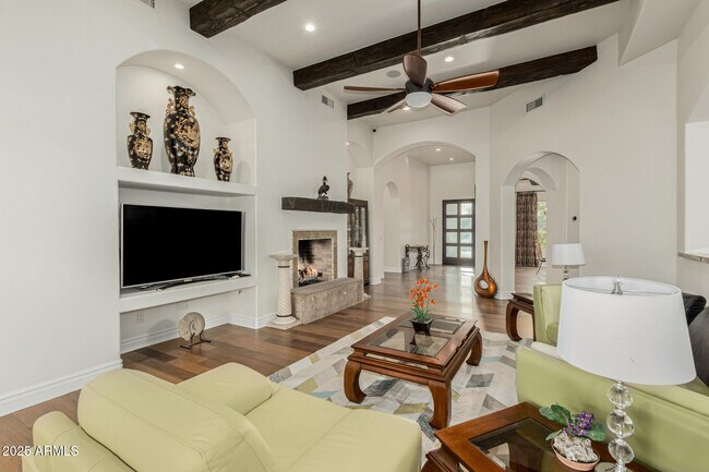 Building Photo - 7002 E Aster Dr