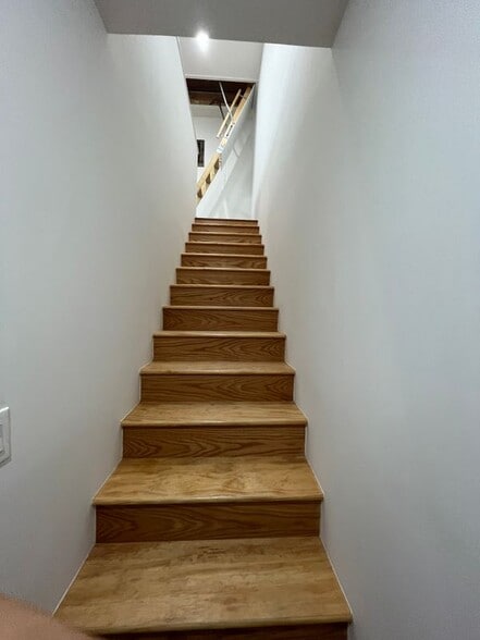 Building Photo - 64-03 Perry Ave