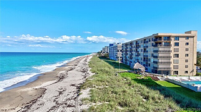 Building Photo - 10200 S Ocean Dr