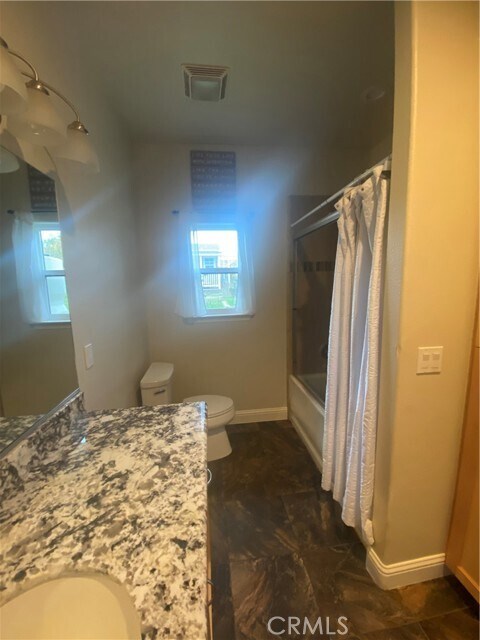 Building Photo - 21126 Yankee Valley Rd