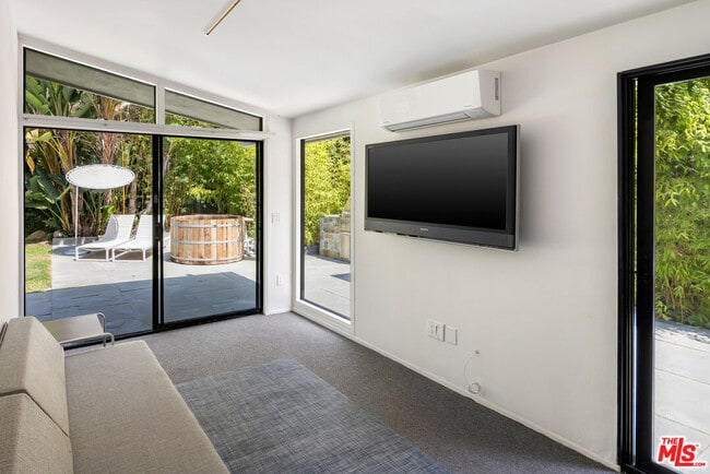 Building Photo - 30611 Las Estrellas Dr