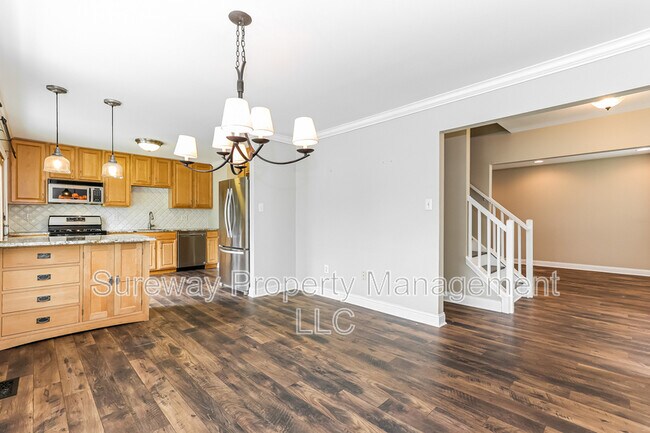 Building Photo - 1704 Delancey Way
