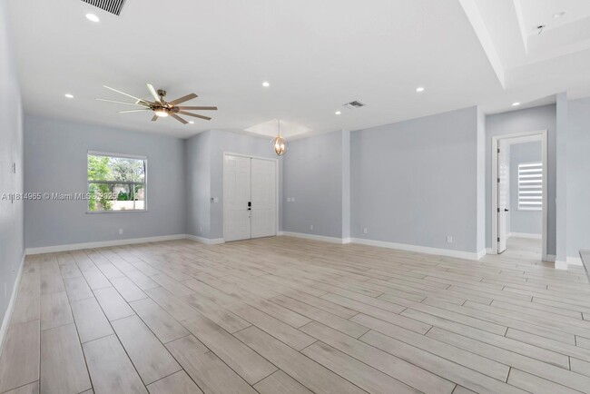 Building Photo - 26724 Morton Ave